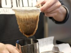法兰绒布滤冷萃-行山咖啡(南湖店)