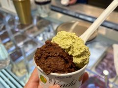 -VENCHI 闻绮(北京国贸商城店)