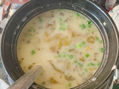 酸菜豆瓣汤-椒小兔·盐帮川菜中餐厅(金沙时代广场店)