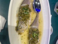 咸菜竹笋丝蒸小黄鱼-逸馥荟(人广来福士店)