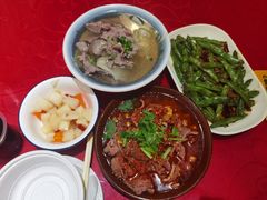 -冯烫烫跷脚牛肉·川菜小馆(武胜西街店)