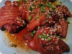 张家沱香辣蹄-懒人盐府人家(航天桥店)