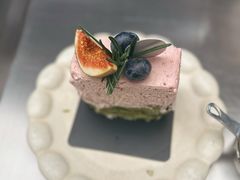 -W COLLECTIVE  DESSERT SHOP