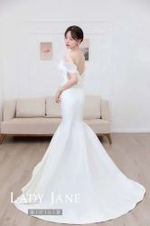 -Lady  Jane高端婚纱礼服馆