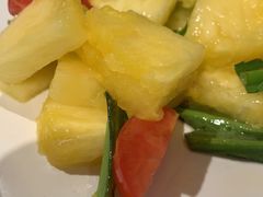 青柠拌菠萝-云海肴·汽锅鸡·云南菜(天山百盛优客店)