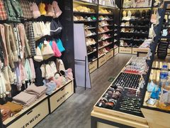 -潮品挚尚(龙湖长楹天街店)