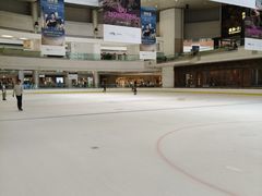 -冰纷万象滑冰场(深圳万象城店)
