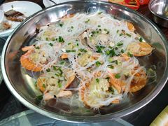 蒜蓉粉丝蒸扇贝-石岐乳鸽村(南海第三分店)