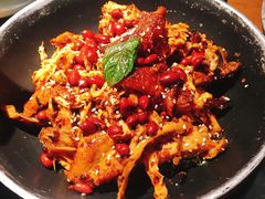 手撕扁担鸡-吃饭皇帝大土家民族菜(正大广场店)