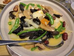 罗汉斋-京味斋·北京烤鸭(北京南站洋桥店)