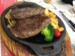 -香港新发烧腊茶餐厅(万象店)