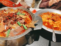 -辣尚瘾·烤鱼·新川菜(牡丹园直营店)