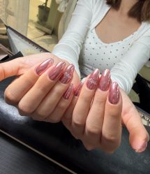 -UN·桃喜日系美睫美甲