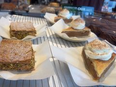 -OUR Bakery(中海环宇荟店)