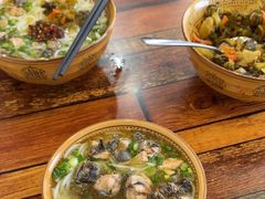 -正宗李家土鸡米线店