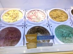 -芭斯罗缤31冰淇淋(BHG MALL上地店)