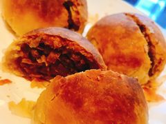切开的鲜肉月饼-老正兴菜馆(福州路店)