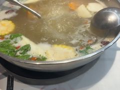 -乡土黄·鲜牛肉火锅·小龙虾(兴业街店)