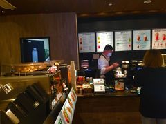 -星巴克臻选(上海合生汇1F店)