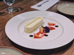 牛乳芝士蛋糕-Erman岩烧牛排(虹桥南丰城店)