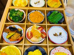 -轻蔬不用等·素食(江苏路店)