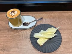 -潮一不贰·法式甜品·生日蛋糕·西式简餐(外滩店)