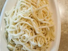 -沪小胖小龙虾(淮海中路旗舰店)
