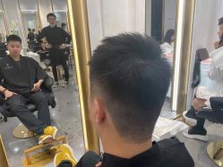 点击看大图 -Kraemer Paris 苏豪路易士·嘉玛发廊