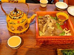 手抓牦牛肉-如意林卡藏餐吧 (九寨沟店)