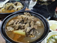 萝卜牛腩锅-桥雪牛杂专门店(关边路店)