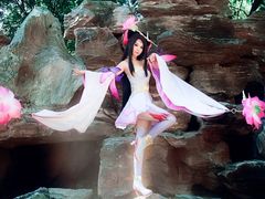 -九月鹰飞汉服摄影工作室