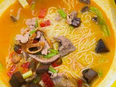 -粉小主·贵州酸汤牛肉粉(南京仙林金鹰店)