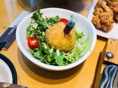 酥炸猪肉裹温泉蛋-胜博殿日式炸猪排(西红门店)