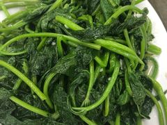 炒番薯叶-乡味海鲜农家菜·巽寮土窑鸡(地道美食店)