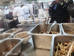-老西白点心店