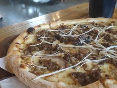 烤牛肉披萨-I HOLIC艾豪丽披萨(KKone店)