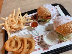 -The Habit Burger Grill 哈比特汉堡(复兴soho店)
