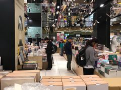 -诚品(信义店)