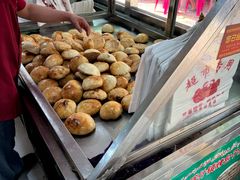 -玉龙喀什有名爱可德木烤包子