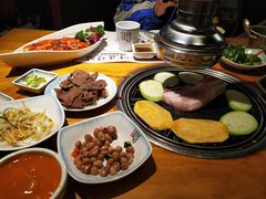 -唯成•韩国炭火烤肉 유성고기