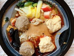 -全家便利店(宜山路站店)