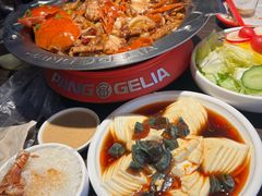-胖哥俩肉蟹煲(济南世茂国际广场店)
