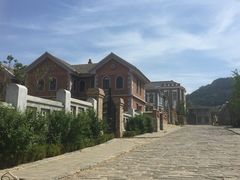 -清风小镇闯关东影视基地