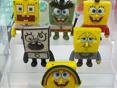 -泡泡玛特POPMART(上海环球港店)