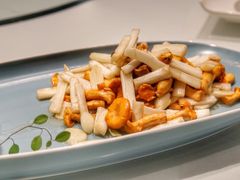 -彩云天云南餐厅