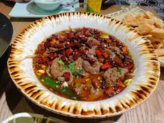水煮牛肉-老妈私房鱼头(欧洲城店)