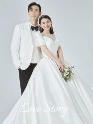 -雪中彩影婚纱摄影·微光艺术中心