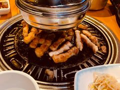 -唯成•韩国炭火烤肉 유성고기