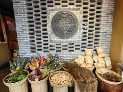 -小洞天柴火土菜馆