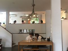 大堂-MAISON门前杂货店